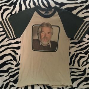 Rare VINTAGE Kenny Rogers Tour Shirt ‘83! Size Med